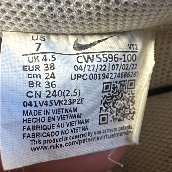 Women's Nike Court Vision Low Size 7 - Picture 7 of 7